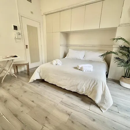 Charming Next To The Duomo Lägenhet *